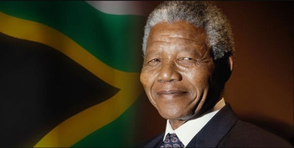 Tổng thống Nam Phi đầu tiên Nelson Mandela.