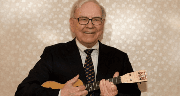Warren Buffett - Chơi đàn Ukulele