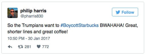 Những người ủng hộ Trump muốn #TaychayStarbuck! Tuyệt, cà phê ngon và hàng người chờ đợi sẽ ngắn hơn.Những người ủng hộ Trump muốn #TaychayStarbuck! Tuyệt, cà phê ngon và hàng người chờ đợi sẽ ngắn hơn.