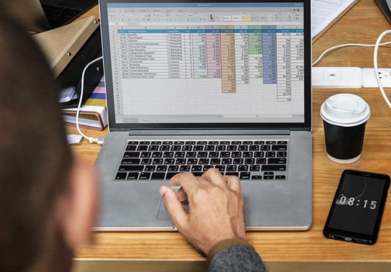 Biến bảng tính Excel trở thành công cụ giao dịch của bạn