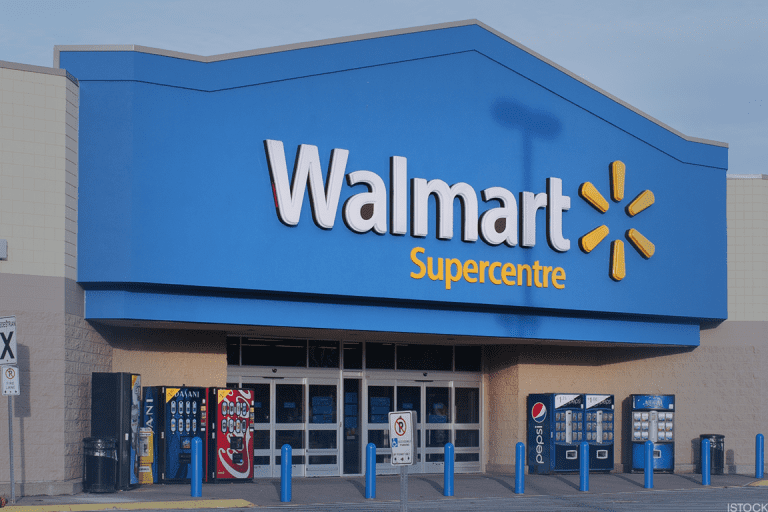 Bí quyết vận hành của Walmart và Amazon 