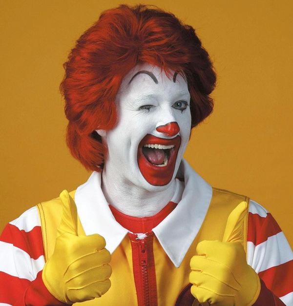  Ronald McDonald được truyền cảm hứng/tạo ra bởi một một người kinh doanh nhượng quyền