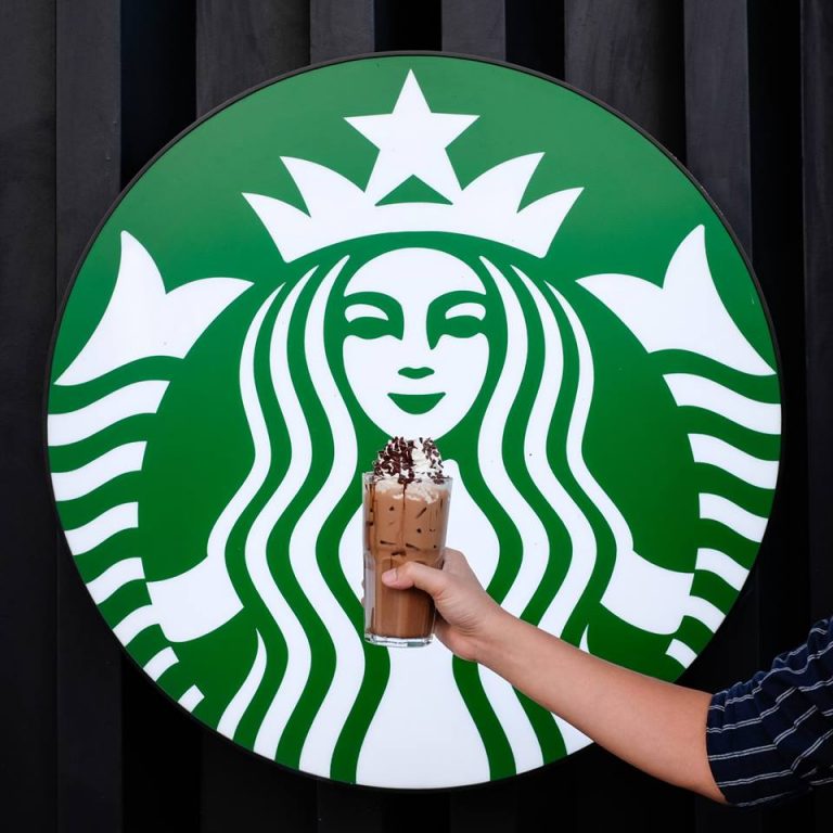 Đằng sau nghệ thuật Marketing của Starbucks là cả sự bất ngờ!