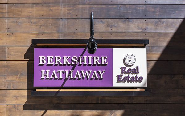 Berkshire Hathaway - Đế chế sản sinh ra tỷ phú |  Sống vui vẻ