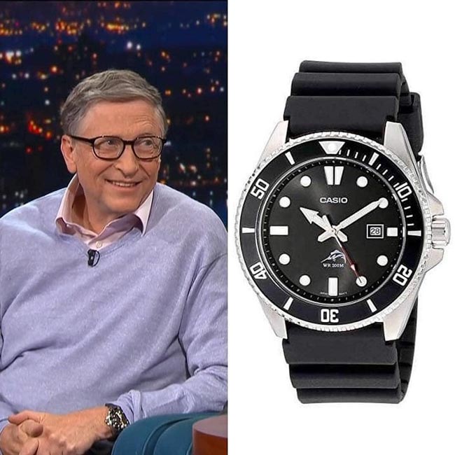 Tỷ phú Bill Gates đeo đồng hồ giá chỉ vài chục USD