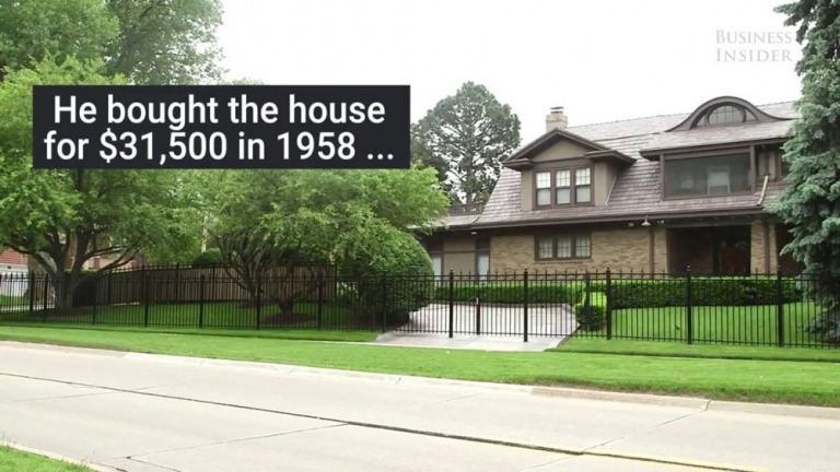 Huyền thoại đầu tư Warren Buffett sở hữu khối tài sản hơn 87 tỷ USD nhưng vẫn sống trong căn nhà ông mua từ 1958 với giá 31.500 USD tại Omaha (Mỹ)