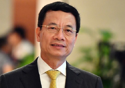Bộ trưởng Nguyễn Mạnh Hùng chỉ ra 'cửa' giúp doanh nghiệp Việt Nam làm ra mạng xã hội thắng được Facebook