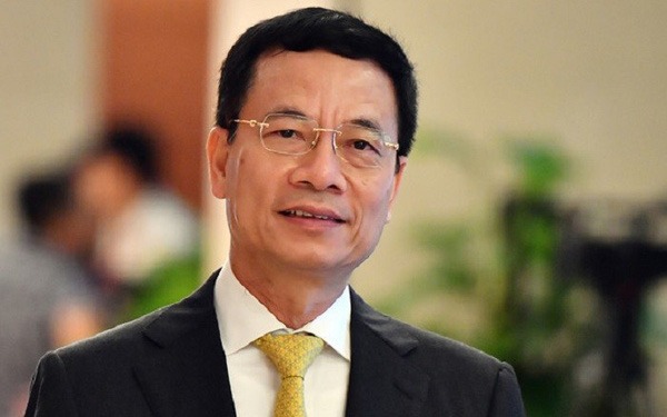 Bộ trưởng Nguyễn Mạnh Hùng chỉ ra 'cửa' giúp doanh nghiệp Việt Nam làm ra mạng xã hội thắng được Facebook