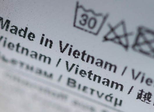 Khai tử cách "Made in Vietnam" trên hàng nội địa: "Chúng ta là người Việt, không có nhu cầu sử dụng tiếng nước ngoài để giao tiếp với nhau"