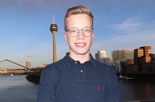 Nils Reichardt: 17 tuổi đã điều hành startup riêng và đạt kết quả học tập ấn tượng