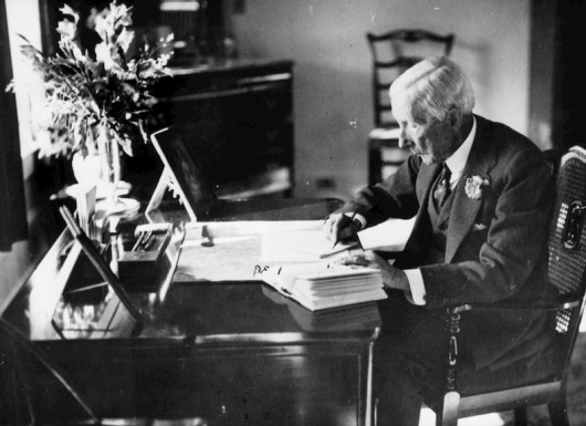 Triết lý thành công của ông vua dầu mỏ John D. Rockefeller