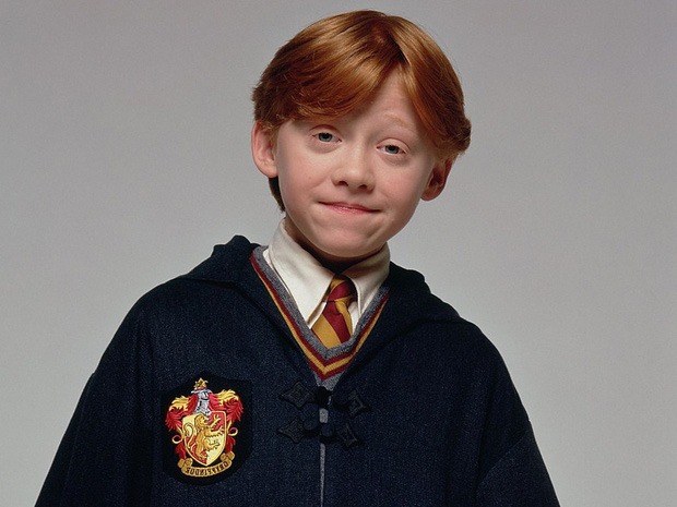 "Phù thủy nhí trường Hogwarts" Rupert Grint ngày nào giờ hạnh phúc khi... bán cà rem dạo