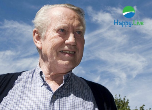 Chuck Feeney - Tỷ phú 89 tuổi hạnh phúc hơn bao giờ hết vì... cạn tiền trước khi qua đời
