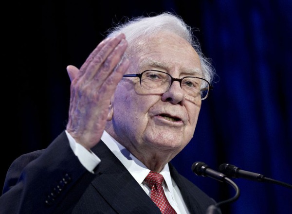 Lời khuyên Warren Buffett dành cho nhà đầu tư nhỏ lẻ thời hỗn loạn