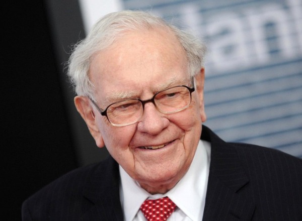 Warren Buffett tiếp tục thực hiện mua lại cổ phiếu quỹ với mức kỷ lục
