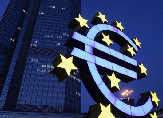 Thông báo chính sách tiền tệ ECB tác động rủi ro đến tăng trưởng của Euro
