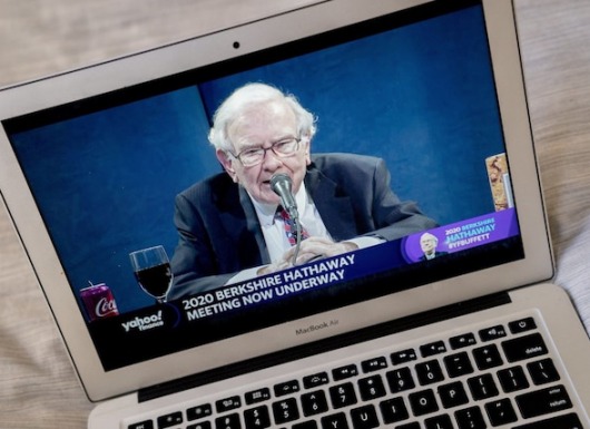 Warren Buffett sẽ họp đại hội cổ đông online