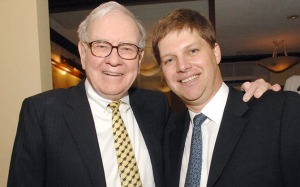 13 điều tuyệt vời tôi học được trong bữa trưa với Warren Buffett - HappyLive