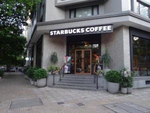 Cửa hàng Starbucks Việt Nam đầu tiên tại Hà Nội đóng cửa - HappyLive