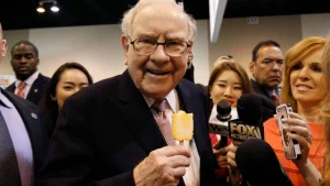 Thuộc top 7 tỷ phú giàu nhất thế giới nhưng "thần chứng khoán" Warren Buffett kiếm được 1 triệu USD đầu tiên từ khi nào?