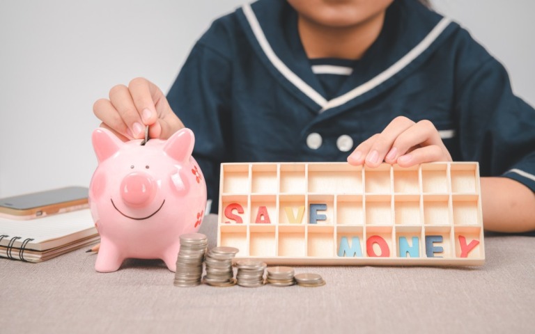 101 Lời khuyên tài chính: Dạy trẻ về tiền bạc như thế nào?