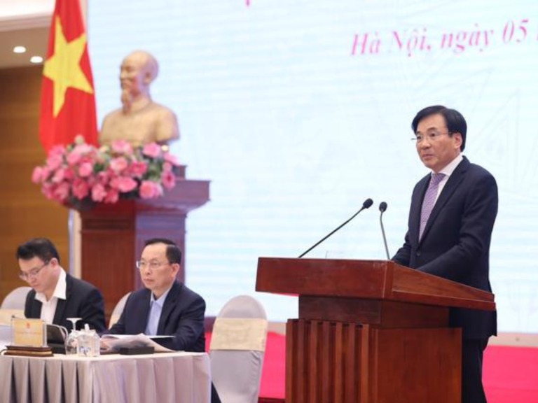 9-giai-phap-de-kinh-te-viet-nam-but-pha-trong-nam-2024-happy-live-2