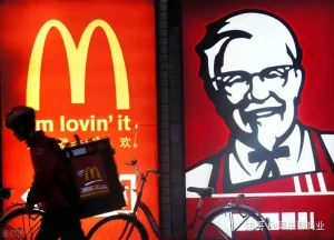 McDonald và KFC là “kỳ phùng địch thủ” nhưng tuyệt nhiên không thể sống xa nhau: Lý do nằm ở logic kinh doanh đỉnh cao! - Happy Live