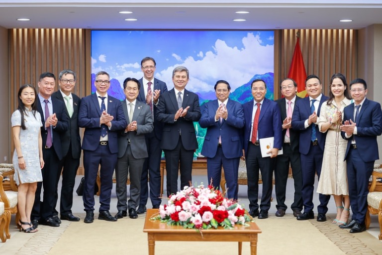 viet-nam-co-tiem-nang-lon-tro-thanh-trung-tam-logistics-the-gioi-happy-live-3viet-nam-co-tiem-nang-lon-tro-thanh-trung-tam-logistics-the-gioi-happy-live-3