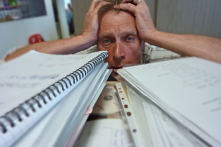 TRÌ HOÃN KHÔNG PHẢI DO LƯỜI, MÀ DO ÁP LỰC Ý NGHĨA